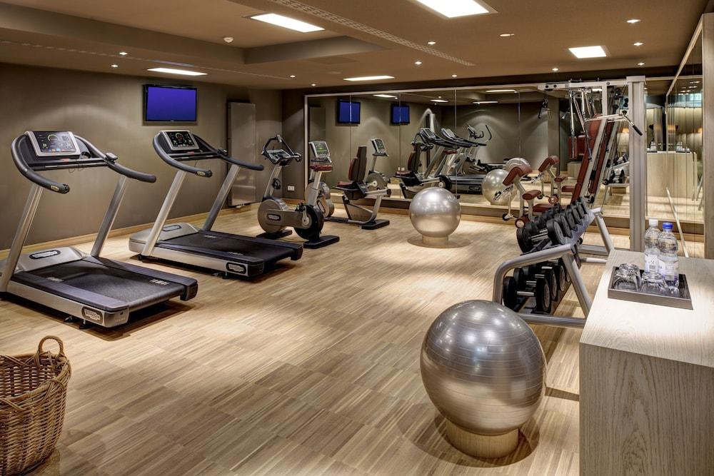 Hyperion Hotel Dresden Am Schloss Exterior foto The gym at the hotel